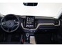 Volvo XC60 T6 Recharge AWD Ultra Dark - Luchtvering - Panorama/schuifdak - IntelliSafe Assist & Surround - 360º Camera - Harman/Kardon audio - Adaptieve LED koplampen - Verwarmde voorstoelen, stuur & achterbank - Parkeersensoren voor & achter - Elektr. bedienb. voorstoelen met geheugen - Head up display - Draadloze tel. lader - Extra getint glas - Inklapbare trekhaak - 20' LMV