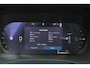 Volvo XC60 T6 Recharge AWD Ultra Dark - Luchtvering - Panorama/schuifdak - IntelliSafe Assist & Surround - 360º Camera - Harman/Kardon audio - Adaptieve LED koplampen - Verwarmde voorstoelen, stuur & achterbank - Parkeersensoren voor & achter - Elektr. bedienb. voorstoelen met geheugen - Head up display - Draadloze tel. lader - Extra getint glas - Inklapbare trekhaak - 20' LMV