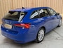 Skoda Octavia Combi 1.5 TSI First Edition Automaat | Apple CarPlay/Android Auto | Achteruitrijcamera | Cruise & climate control | LED koplampen | Stoel- en stuurwielverwarming | Rijstrooksensor | Parkeersensoren voor en achter