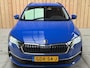 Skoda Octavia Combi 1.5 TSI First Edition Automaat | Apple CarPlay/Android Auto | Achteruitrijcamera | Cruise & climate control | LED koplampen | Stoel- en stuurwielverwarming | Rijstrooksensor | Parkeersensoren voor en achter