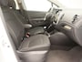 Renault Captur TCe 90 Limited | MediaNav navigatiesysteem met Apple CarPlay & Android Auto | Airco | Lichtmetalen velgen | Privacy Glass | Parkeersensoren achter | Two-tone metaalkleur |