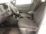 Renault Captur TCe 90 Limited | MediaNav navigatiesysteem met Apple CarPlay & Android Auto | Airco | Lichtmetalen velgen | Privacy Glass | Parkeersensoren achter | Two-tone metaalkleur |