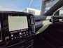 Volvo EX40 Single Motor Ext. Range Ultra Bl. Ed. Eur. 82 kWh | BLIS | Panorama dak | 360 Camera | Verwarm. Stoelen/Stuur | Warmtepomp |