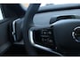 Volvo EX30 P5 Long Range Ultra Europa 69 kWh 45th Anniversary Edition | 5 jaar garantie - (2 jaar extra fabrieksgarantie) | Zwarte Interieur Bekleding | 20 inch lichtmetalen velgen | Getint glas achter | Verwarmde voorstoelen en stuurwiel | Panoramadak | 360 Graden Camera | Premium Audio By Harman Kardon | Draadloze telefoonlader | Pilot Assist | Parkeerassistent |