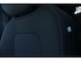 Volvo EX30 P5 Long Range Ultra Europa 69 kWh 45th Anniversary Edition | 5 jaar garantie - (2 jaar extra fabrieksgarantie) | Zwarte Interieur Bekleding | 20 inch lichtmetalen velgen | Getint glas achter | Verwarmde voorstoelen en stuurwiel | Panoramadak | 360 Graden Camera | Premium Audio By Harman Kardon | Draadloze telefoonlader | Pilot Assist | Parkeerassistent |