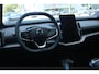 Volvo EX30 P5 Long Range Ultra Europa 69 kWh 45th Anniversary Edition | 5 jaar garantie - (2 jaar extra fabrieksgarantie) | Zwarte Interieur Bekleding | 20 inch lichtmetalen velgen | Getint glas achter | Verwarmde voorstoelen en stuurwiel | Panoramadak | 360 Graden Camera | Premium Audio By Harman Kardon | Draadloze telefoonlader | Pilot Assist | Parkeerassistent |