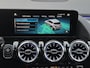 Mercedes-Benz GLA 250 e AMG Line / Dealer onderhouden / Accu SOH 98,51% / Glazen schuif- en kanteldak / Trekgewicht 1800 kg / Stoelverwarming / Achteruitrijcamera / Elektrische achterklep / Cruise control / Draadloze telefoon lader / Keyless Entry/Start /