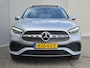Mercedes-Benz GLA 250 e AMG Line / Dealer onderhouden / Accu SOH 98,51% / Glazen schuif- en kanteldak / Trekgewicht 1800 kg / Stoelverwarming / Achteruitrijcamera / Elektrische achterklep / Cruise control / Draadloze telefoon lader / Keyless Entry/Start /