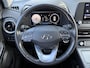 Hyundai Kona Electric EV Comfort 39 kWh / SOH 100% / Fabrieksgarantie t/m 04-2028 / Dealer Onderhouden / Stoelverwarming / Apple Carplay/Android Auto / Achteruitrijcamera / 1-fase /