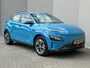 Hyundai Kona Electric EV Comfort 39 kWh / SOH 100% / Fabrieksgarantie t/m 04-2028 / Dealer Onderhouden / Stoelverwarming / Apple Carplay/Android Auto / Achteruitrijcamera / 1-fase /