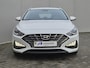 Hyundai i30 Wagon 1.0 T-GDi MHEV Comfort Smart / Navigatie via Apple Carplay of Android Auto / Stuur en Stoel verwarming / Achteruitrijcamera / Cruise control / Keyless Entry/Start / Climate control /