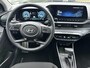Hyundai Bayon 1.0 T-GDI Premium Sky / AUTOMAAT / Glazen Schuif kanteldak / Adaptieve cruise control / Stoel & Stuurwiel verwarming / Achteruitrijcamera / Dodehoekdetectie / Parkeersensoren Voor + Achter /