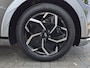 Hyundai Ioniq 5 Lounge 73kWh / SOH 100% / SOLAR dak / Fabrieksgarantie tot 05-2027 / Dealer onderhouden / Head Up Display / CCS snelladen / Warmtepomp / Trekgewicht 1600 kg / Stuur- Stoel & Achterbank verwarming / Rondomzicht camera / Bose Audio Systeem /