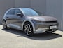 Hyundai Ioniq 5 Lounge 73kWh / SOH 100% / SOLAR dak / Fabrieksgarantie tot 05-2027 / Dealer onderhouden / Head Up Display / CCS snelladen / Warmtepomp / Trekgewicht 1600 kg / Stuur- Stoel & Achterbank verwarming / Rondomzicht camera / Bose Audio Systeem /