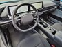 Hyundai Ioniq 6 Connect 53 kWh / SOH 100% / warmtepomp / Dealer onderhouden / Fabrieksgarantie tot 08-2028 / CCS snelladen / All season banden / Head Up Display / WLTP bereik 429 km bereik stad 589 km / Achteruitrijcamera / Apple Carplay Android Auto /