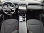 Hyundai Tucson 1.6 T-GDI PHEV Comfort Smart 4WD / SOH 97% / Dealer onderhouden / Fabrieksgarantie tot 06-2027 / 1.350 kg trekgewicht / Elektrische achterklep / Achteruitrijcamera / Stuur- & Stoelverwarming / Apple Carplay Android Auto / Adaptief cruise control /