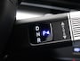 Hyundai Kona Electric Comfort Smart 48.4 kWh / Navigatie / Blind-Spot Collision-Avoidance Assist / Adaptieve Cruise Control / 19 inch N-Velgen