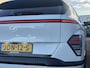 Hyundai Kona Electric Comfort Smart 48.4 kWh / Navigatie / Blind-Spot Collision-Avoidance Assist / Adaptieve Cruise Control / 19 inch N-Velgen