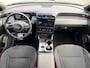 Hyundai Tucson 1.6 T-GDI PHEV N Line 4WD / SOH 100% / Fabrieksgarantie tot 05-2027 / Dealer onderhouden / Trekgewicht 1.350 kg / Stuur- Stoel & Achterbank verwarming / Rondomzicht camera / Apple Carplay/Android Auto / Elektrische achterklep / Stoelventilatie /