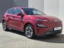 Hyundai Kona Electric EV Fashion Design 64 kWh / SOH 100% / CCS snelladen / Stoelverwarming / Krell Audio Systeem / Apple Carplay Android Auto / Draadloze telefoon lader / Achteruitrijcamera / Keyless Entry/Start / Parkeersensoren achter / Navigatie /
