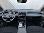 Hyundai Tucson 1.6 T-GDI HEV Comfort / Navigatie / Camera / Parkeersensoren v + a / Climate Control / 19 inch LMV / Telefoon / Dealer onderhouden auto.