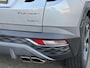 Hyundai Tucson 1.6 T-GDI HEV Comfort / Navigatie / Camera / Parkeersensoren v + a / Climate Control / 19 inch LMV / Telefoon / Dealer onderhouden auto.