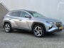Hyundai Tucson 1.6 T-GDI HEV Comfort / Navigatie / Camera / Parkeersensoren v + a / Climate Control / 19 inch LMV / Telefoon / Dealer onderhouden auto.