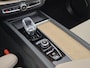 Volvo XC60 T8 455pk AWD Ultra Bright | Trekhaak | Luchtvering | B&W Audio | 360 |