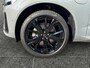 Volvo XC60 2.0 T6 Plug-in hybrid AWD Ultra Black Edition | SOH 100% | Trekhaak | Panoramadak | 360° camera