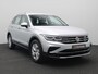 Volkswagen Tiguan 1.4 TSI eHybrid Elegance 245PK DSG Trekhaak, Achteruitrijcamera, Matrix-led, Side Assist, Verkeerstekenherkenning, Stoel & Stuurverwarming,
