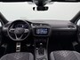 Volkswagen Tiguan Allspace 1.5 TSI R-Line Business+ 7p. Trekhaak - Panoramadak - Camera - 20 Inch