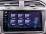 Volkswagen Tiguan Allspace 1.5 TSI R-Line Business+ 7p. Trekhaak - Panoramadak - Camera - 20 Inch