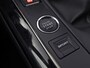 Peugeot 3008 1.2 PureTech GT Line (PANORAMADAK, APPLE CARPLAY, GROOT NAVI, LEDER, STOELVERWARMING, SPORTSTOELEN, GETINT GLAS, KEYLESS, NIEUWSTAAT)