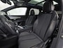 Peugeot 3008 1.2 PureTech GT Line (PANORAMADAK, APPLE CARPLAY, GROOT NAVI, LEDER, STOELVERWARMING, SPORTSTOELEN, GETINT GLAS, KEYLESS, NIEUWSTAAT)
