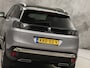 Peugeot 3008 1.2 PureTech GT Line (PANORAMADAK, APPLE CARPLAY, GROOT NAVI, LEDER, STOELVERWARMING, SPORTSTOELEN, GETINT GLAS, KEYLESS, NIEUWSTAAT)