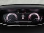 Peugeot 3008 1.2 PureTech GT Line (PANORAMADAK, APPLE CARPLAY, GROOT NAVI, LEDER, STOELVERWARMING, SPORTSTOELEN, GETINT GLAS, KEYLESS, NIEUWSTAAT)