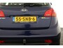 Kia Venga 1.4 CVVT Seven * Navi * Trekhaak * Cruise Control