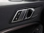 BMW 1-Serie 118i Sport Automaat (APPLE CARPLAY, GROOT NAVI, CLIMATE, LEDER, SPORTSTOELEN, PARKEERSENSOREN, CRUISE, LANE ASSIST, NIEUWSTAAT)