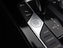 BMW 1-Serie 118i Sport Automaat (APPLE CARPLAY, GROOT NAVI, CLIMATE, LEDER, SPORTSTOELEN, PARKEERSENSOREN, CRUISE, LANE ASSIST, NIEUWSTAAT)
