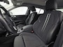 BMW 1-Serie 118i Sport Automaat (APPLE CARPLAY, GROOT NAVI, CLIMATE, LEDER, SPORTSTOELEN, PARKEERSENSOREN, CRUISE, LANE ASSIST, NIEUWSTAAT)