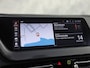 BMW 1-Serie 118i Sport Automaat (APPLE CARPLAY, GROOT NAVI, CLIMATE, LEDER, SPORTSTOELEN, PARKEERSENSOREN, CRUISE, LANE ASSIST, NIEUWSTAAT)