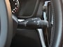 Volvo V60 2.0 B3 Momentum Advantage Sportstoelen / Trekhaak / Camera / Dealer Onderhouden