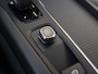 Volvo V60 2.0 B3 Momentum Advantage Sportstoelen / Trekhaak / Camera / Dealer Onderhouden