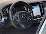 Volvo V60 2.0 B3 Momentum Advantage Sportstoelen / Trekhaak / Camera / Dealer Onderhouden