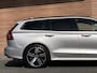 Volvo V60 2.0 B3 Momentum Advantage Sportstoelen / Trekhaak / Camera / Dealer Onderhouden