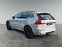 Volvo XC60 2.0 T6 Plug-in hybrid AWD Ultra Black Edition | SOH 100% | Trekhaak | Panoramadak | 360° camera