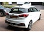 Hyundai i20 1.0 T-GDi ComfortPlusLine Navigator // Carplay // Camera // Trekhaak