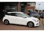 Hyundai i20 1.0 T-GDi ComfortPlusLine Navigator // Carplay // Camera // Trekhaak