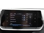 Peugeot 2008 1.2 PureTech Allure Navigatie Cruise control Lichtmetalen velgen Climate control Parkeersensor achter Apple Carplay/ Android auto Camera