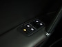 Volkswagen Golf 2.0 TSI GTI 220Pk Automaat (NAVIGATIE, CLIMATE, LEDER, STOELVERWARMING, SPORTSTOELEN, GETINT GLAS, XENON, NIEUWSTAAT)